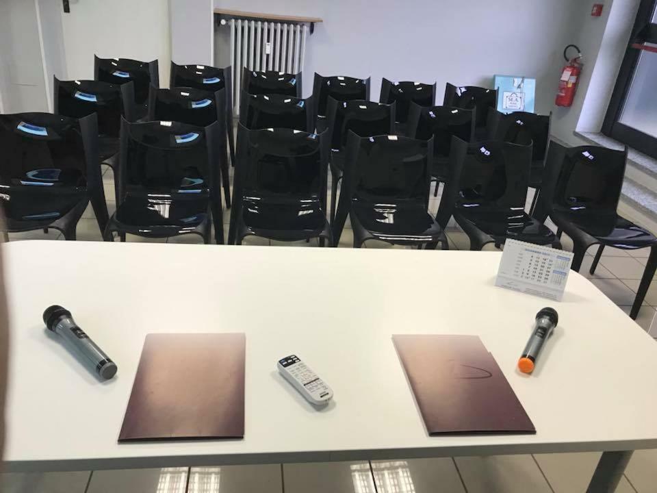 十二酒店 蒙卡列里 外观 照片